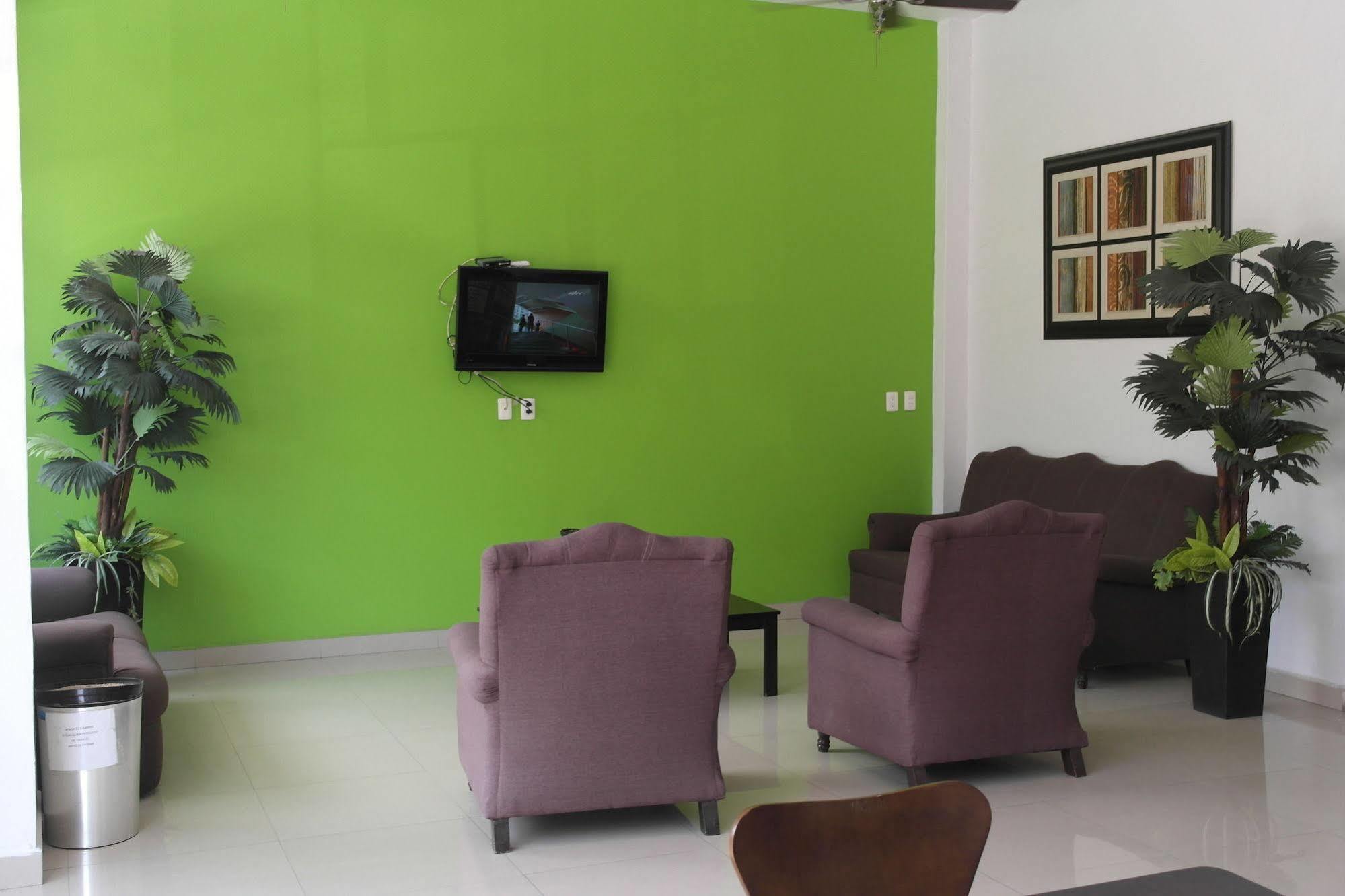 Hotel El Roble Tuxtla Gutiérrez Extérieur photo